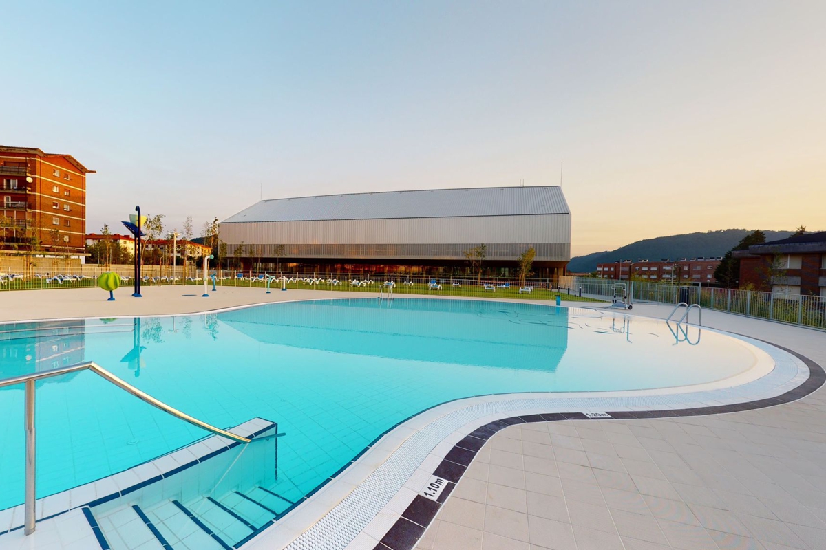 Polideportivo en  Altza