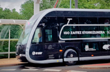 Foto de un autobús eléctrico