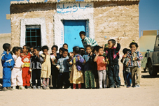 Ayuda al Dispensario de Mahbes. img