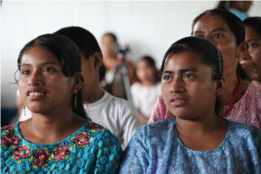 'Emakumeen eta gizonen arteko berdintasunaren ikuspegia laguntzen ...' irudia