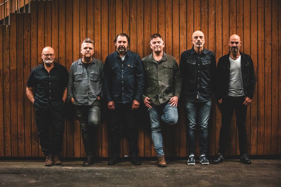 Mikel Urdangarin 'Mundua eder'