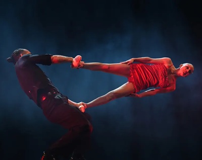 V. Iturritik Jaialdia: 'Upside Down'