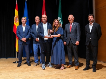 recogida de premio Escoba de Platino
